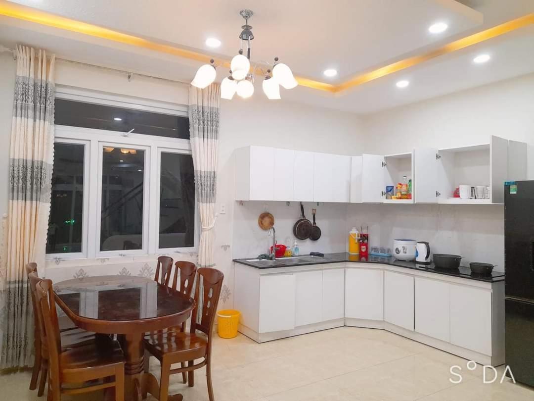 Villa Da Lat Gd - Biet Thu Da Lat Gd Gan Ho Xuan Huong Gan Cho Exteriör bild