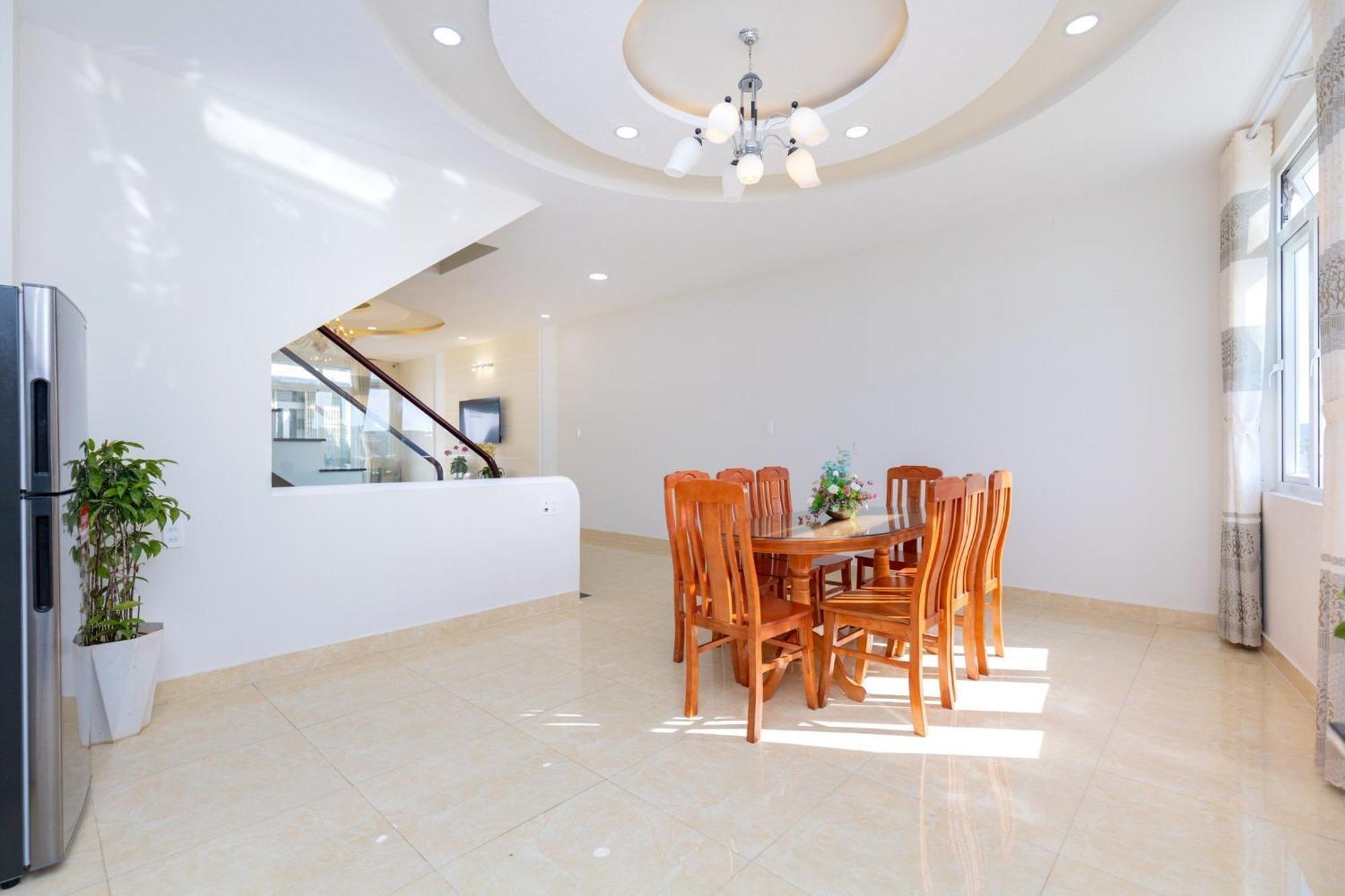 Villa Da Lat Gd - Biet Thu Da Lat Gd Gan Ho Xuan Huong Gan Cho Exteriör bild